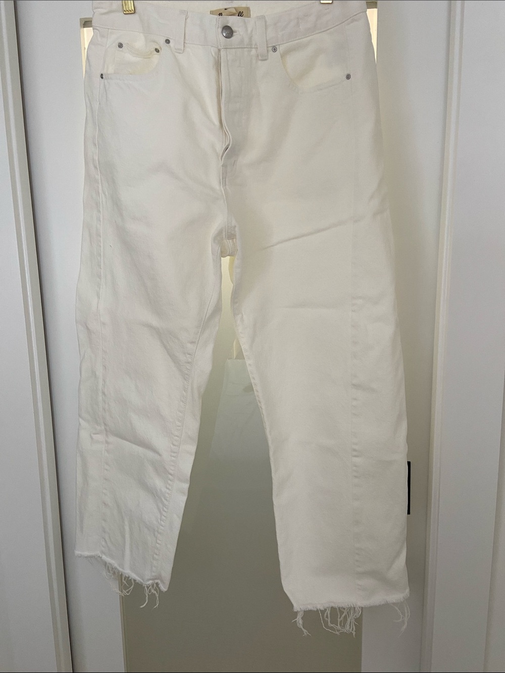 Madewell Off-White Barrel-Leg Jeans with Frayed Hem